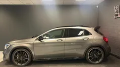 Grijs Gebruikt 2017 Mercedes GLA45 AMG Premium SUV | € 27.950 (Eerlijke prijs)