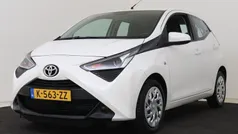 Gebruikt 2021 Toyota Aygo X-play Hatchback | € 12.950 (Eerlijke prijs)