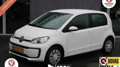Wit Gebruikt 2017 VW up! move up! Hatchback | € 7.995 (Eerlijke prijs)