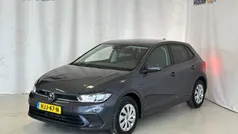 Grijs Gebruikt 2023 VW Polo Business Hatchback | € 22.799 (Goede deal)