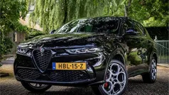 Zwart Gebruikt 2023 Alfa Romeo Tonale Veloce SUV | € 38.450 (Eerlijke prijs)