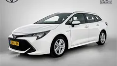 Wit Gebruikt 2019 Toyota Corolla Active Stationwagen | € 19.950 (Eerlijke prijs)
