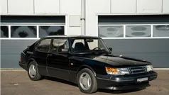 Saab 900