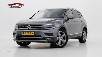 Grijs Occasion 2019 VW Tiguan Allspace Highline SUV | € 28.995 (Eerlijke prijs)