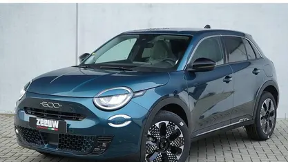 Gebruikt 2025 Fiat 600 La Prima SUV | € 31.900 (Eerlijke prijs)