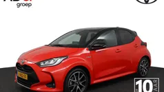 Rood Gebruikt 2021 Toyota Yaris Hybrid Edition Hatchback | € 23.450 (Eerlijke prijs)