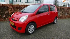 Rood Gebruikt 2010 Daihatsu Cuore Hatchback | € 2.950 (Eerlijke prijs)
