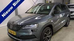 Grijs, metallic lak Gebruikt 2021 Skoda Karoq Business Line SUV | € 29.495 (Eerlijke prijs)