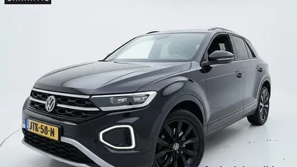 Zwart Occasion 2023 VW T-Roc Sport SUV | € 26.745 (Goede deal)