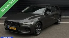 Gebruikt 2022 Volvo V60 Plus Stationwagen | € 30.900 (Goede deal)