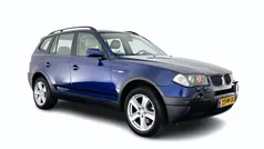 Mystic blue metallic (blauw metallic) Gebruikt 2004 BMW X3 Executive SUV | € 3.345 (Eerlijke prijs)