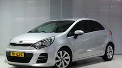 Grijs Gebruikt 2016 Kia Rio Hatchback | € 8.950 (Eerlijke prijs)