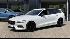 Crystal white Gebruikt 2024 Volvo V60 Stationwagen | € 39.995 (Super prijs)