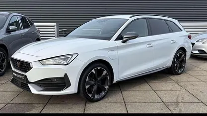 Wit Gebruikt 2022 Cupra Leon Stationwagen | € 26.950 (Super prijs)