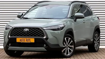 Gebruikt 2024 Toyota Corolla Cross Style SUV | € 36.445 (Eerlijke prijs)