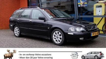 Occasion 2003 Volvo V40 Stationwagen | € 1.450 (Eerlijke prijs)