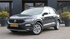 Grijs Gebruikt 2021 VW T-Roc Business SUV | € 21.950 (Eerlijke prijs)