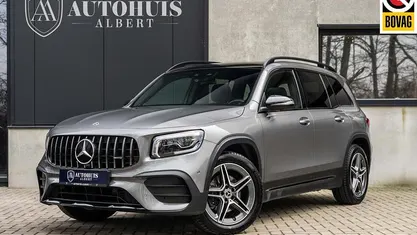Grijs Occasion 2025 Mercedes GLB200 AMG SUV | € 42.950 (Super prijs)