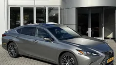 Gebruikt 2023 Lexus ES300H Business Edition Sedan | € 42.900 (Super prijs)