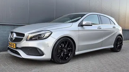 Hatchback Occasion 2017 Mercedes A180 AMG Hatchback | € 15.750 (Eerlijke prijs)