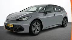 Grijs Gebruikt 2022 Cupra Born Hatchback | € 23.290 (Eerlijke prijs)