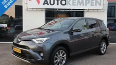Gebruikt 2017 Toyota RAV4 SUV | € 18.900 (Eerlijke prijs)