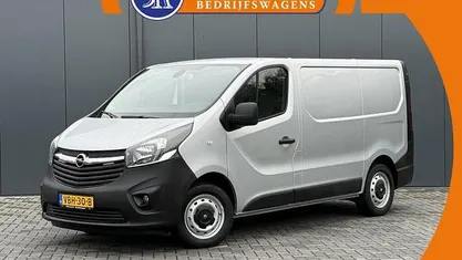 Zilver (metallic) Occasion 2019 Opel Vivaro MPV | € 10.450 (Super prijs)