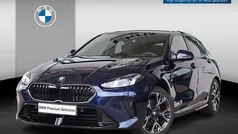 Bmw individual tansanit metallic (blauw metallic) Gebruikt 2025 BMW 120 Executive Hatchback | € 39.900 (Eerlijke prijs)
