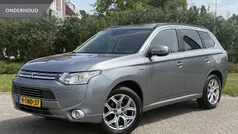 Grijs Gebruikt 2014 Mitsubishi Outlander P-HEV Instyle SUV | € 13.995 (Eerlijke prijs)