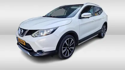 Wit Gebruikt 2015 Nissan Qashqai Tekna SUV | € 12.999 (Eerlijke prijs)