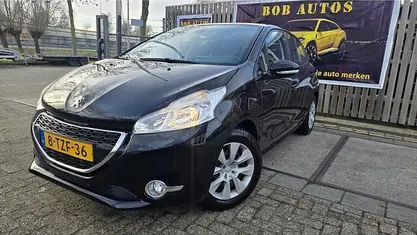 Occasion 2014 Peugeot 208 Envy Hatchback | € 3.199 (Super prijs)