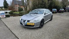 Grijs Gebruikt 2004 Alfa Romeo GT Distinctive Coupé | € 2.250 (Eerlijke prijs)