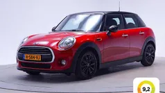 Rood Gebruikt 2015 Mini Cooper Business Hatchback | € 13.745 (Super prijs)