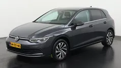 Grijs Gebruikt 2022 VW Golf VIII Style Hatchback | € 26.690 (Eerlijke prijs)