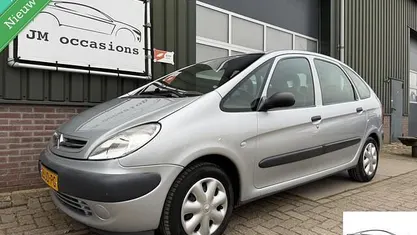Gebruikt 2002 Citroën Xsara Picasso Exclusive MPV | € 1.495 (Eerlijke prijs)