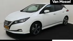 Wit Gebruikt 2019 Nissan Leaf N-Connecta Hatchback | € 15.440 (Eerlijke prijs)