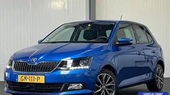 Blauw Gebruikt 2015 Skoda Fabia Hatchback | € 8.445 (Eerlijke prijs)