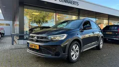 Zwart Gebruikt 2022 VW Taigo Business SUV | € 23.935 (Eerlijke prijs)