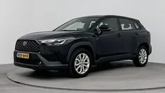 Zwart Gebruikt 2023 Toyota Corolla Cross Active SUV | € 35.445 (Eerlijke prijs)