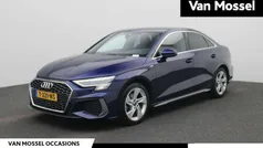Blauw Gebruikt 2023 Audi A3 S-Line Sedan | € 32.945 (Eerlijke prijs)