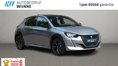 Grijs Gebruikt 2023 Peugeot 208 GT Hatchback | € 19.950 (Eerlijke prijs)