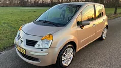 Beige Gebruikt 2005 Renault Modus Initiale MPV | € 1.250 (Eerlijke prijs)