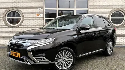 Occasion 2018 Mitsubishi Outlander Intense SUV | € 17.950 (Goede deal)