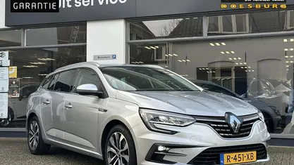 Grijs Gebruikt 2022 Renault Mégane GrandTour Techno Stationwagen | € 21.645 (Eerlijke prijs)