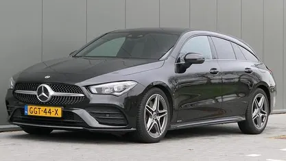 Zwart Gebruikt 2020 Mercedes CLA200 Shooting Brake Business Stationwagen | € 24.940 (Goede deal)