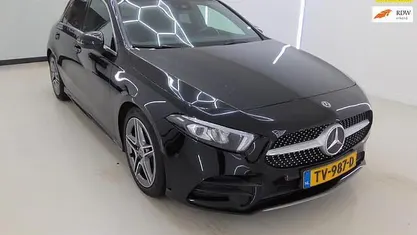 Zwart Gebruikt 2018 Mercedes A200 Business Hatchback | € 22.999 (Eerlijke prijs)