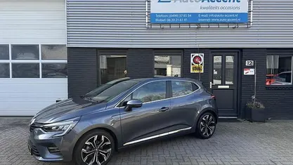 Occasion 2021 Renault Clio V Intens Hatchback | € 14.444 (Eerlijke prijs)