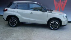 Bruin Gebruikt 2020 Suzuki Vitara Style SUV | € 19.900 (Eerlijke prijs)
