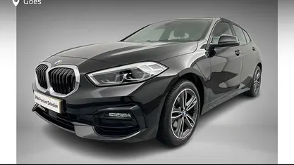 Occasion 2022 BMW 118 Sport Line Hatchback | € 24.880 (Eerlijke prijs)