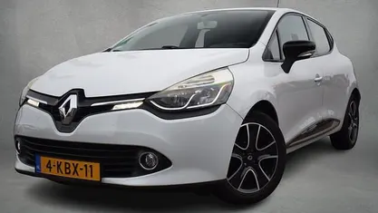 Wit Gebruikt 2013 Renault Clio IV Dynamique Hatchback | € 5.950 (Goede deal)